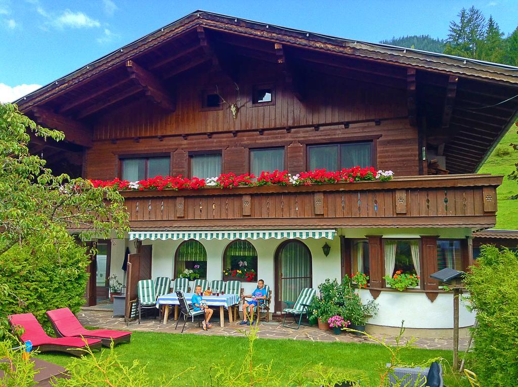 Appartements Basti Forstau  Buitenkant foto