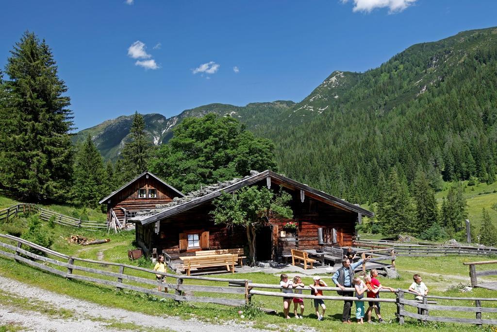 Appartements Basti Forstau  Buitenkant foto